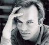 Hugo Weaving