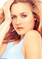 Alicia Silverstone